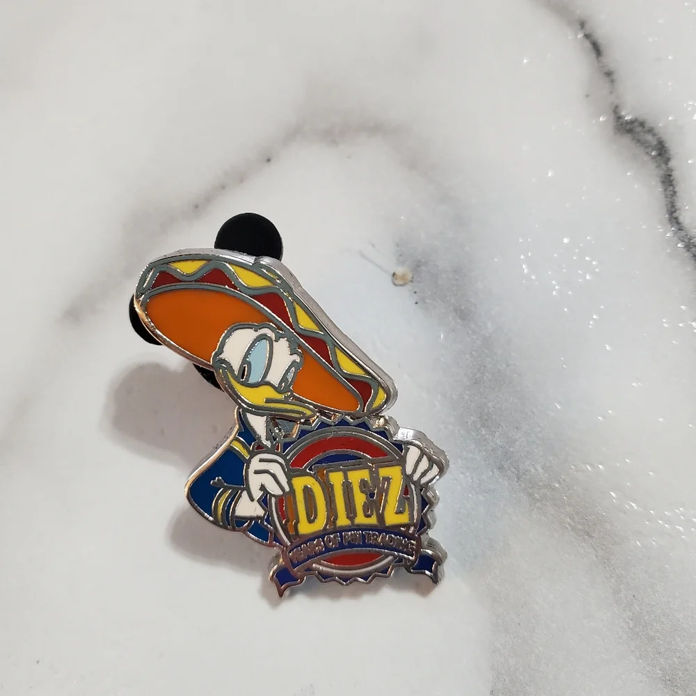 Lot of 5 10th Anniversary Disney Pin Trading Pins